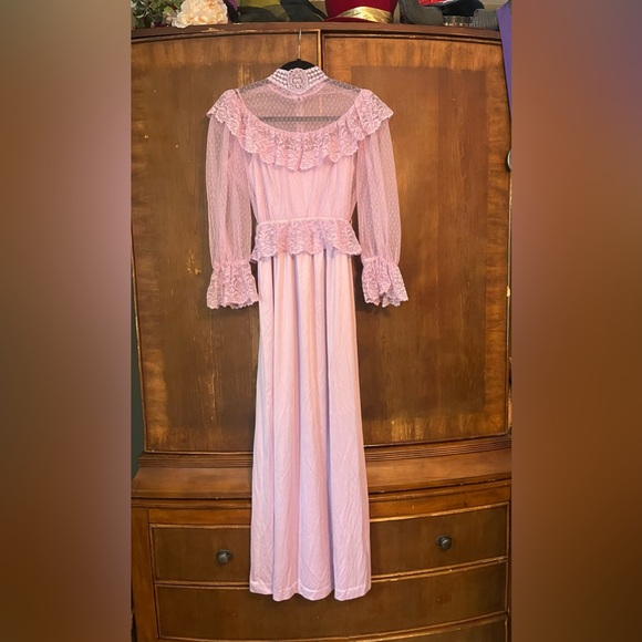 Dresses & Skirts - Vintage 70s pastel lavender dress with lace overshirt